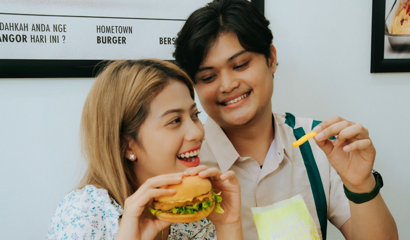 Rekomendasi Kado Spesial Hari Kasih Sayang dari Burger Bangor